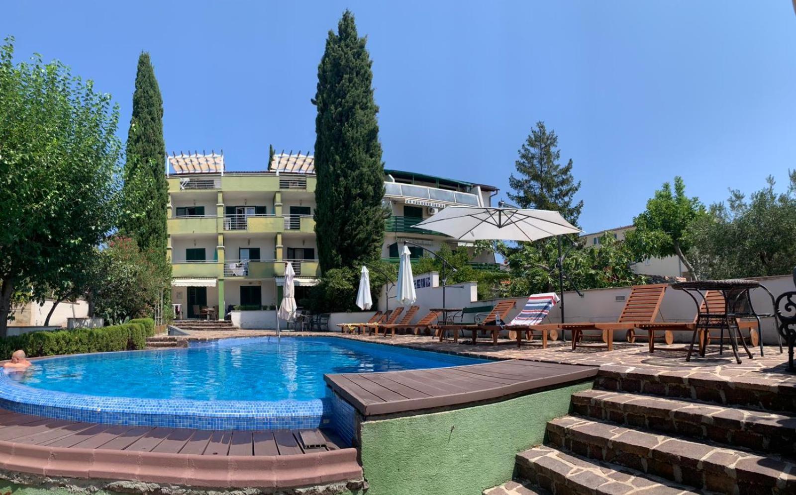 Vila Smirna Sveti Filip i Jakov Ngoại thất bức ảnh