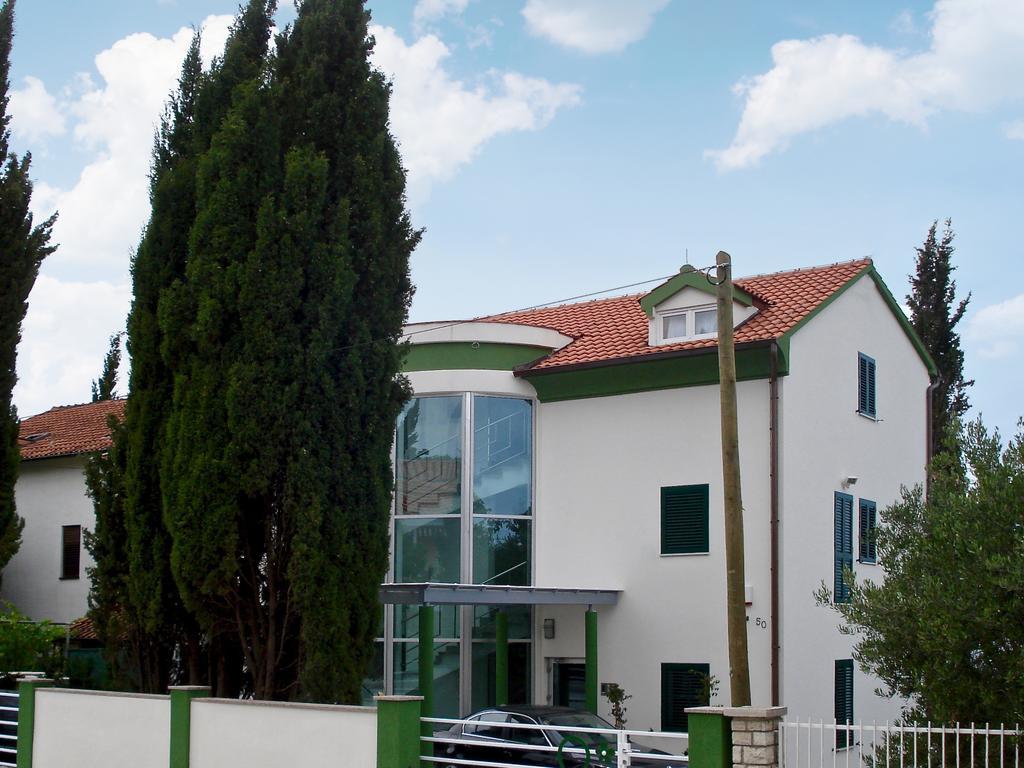 Vila Smirna Sveti Filip i Jakov Ngoại thất bức ảnh